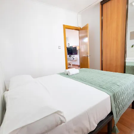 Ofrenda Del Pilar Turistea * Сарагоса